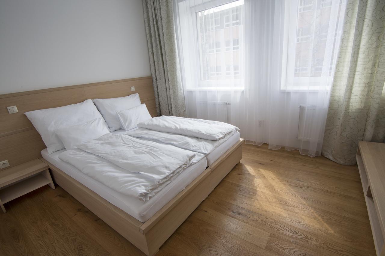 Hotel A Restaurace U Stavare Vsetin Ngoại thất bức ảnh